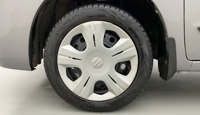 2015 Maruti Wagon R 1.0 VXI, Petrol, Manual, 45,199 km, Left Front Wheel