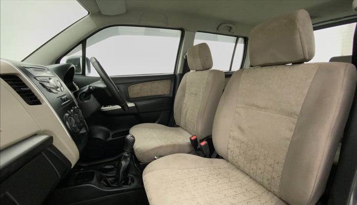 2015 Maruti Wagon R 1.0 VXI, Petrol, Manual, 45,199 km, Right Side Front Door Cabin