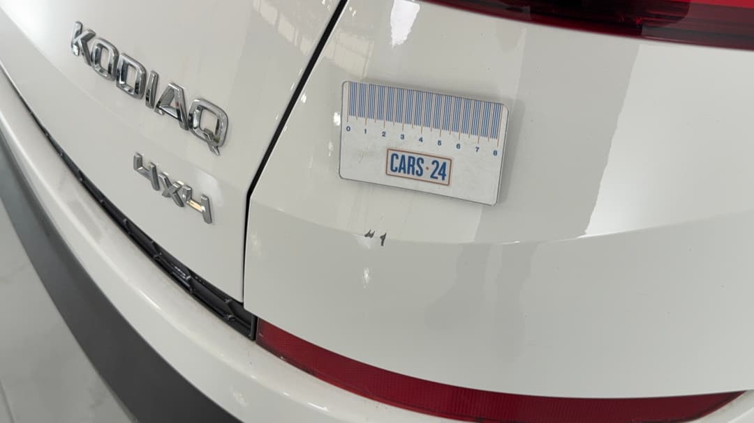 2019 SKODA Kodiaq 132 Tsi (4x4), Automatic, 85447 km, Bumper Rear Scratch