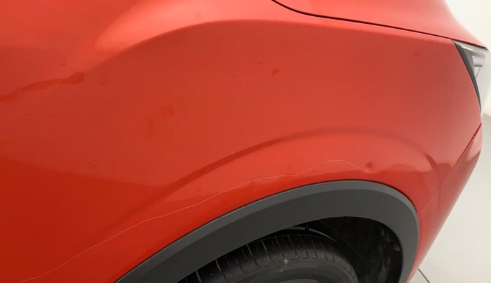 2019 Mahindra XUV300 W8 1.5 DIESEL, Diesel, Manual, 73,802 km, Right fender - Minor scratches