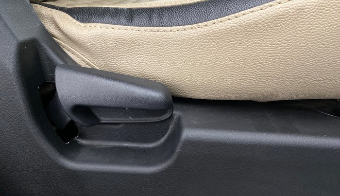 2018 Maruti Wagon R 1.0 VXI OPT AMT, Petrol, Automatic, 7,024 km, Driver Side Adjustment Panel
