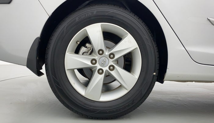 2015 Hyundai New Elantra SX 1.8 MT, Petrol, Manual, 32,294 km, Right Rear Wheel