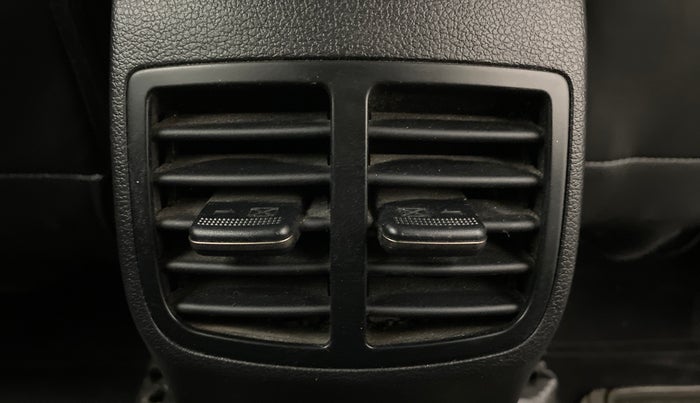2020 Hyundai NEW I20 SPORTZ 1.2 MT, Petrol, Manual, 60,659 km, Rear AC Vents