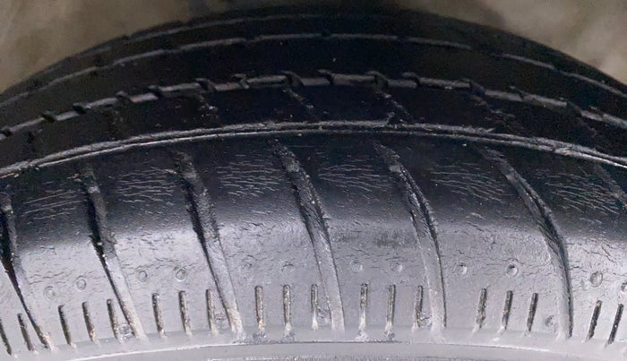 2019 Maruti Celerio ZXI D, Petrol, Manual, 65,846 km, Right Front Tyre Tread