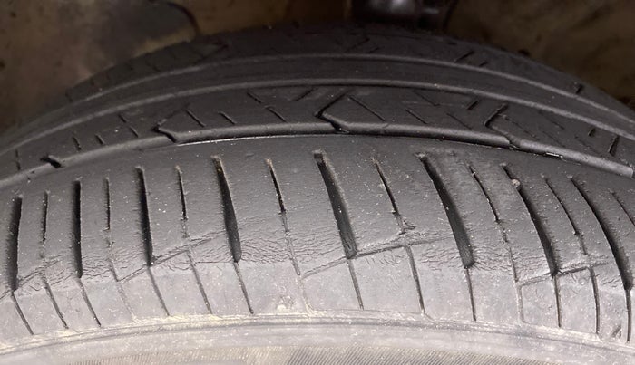 2019 Hyundai Verna 1.6 SX VTVT (O), Petrol, Manual, 19,522 km, Left Front Tyre Tread