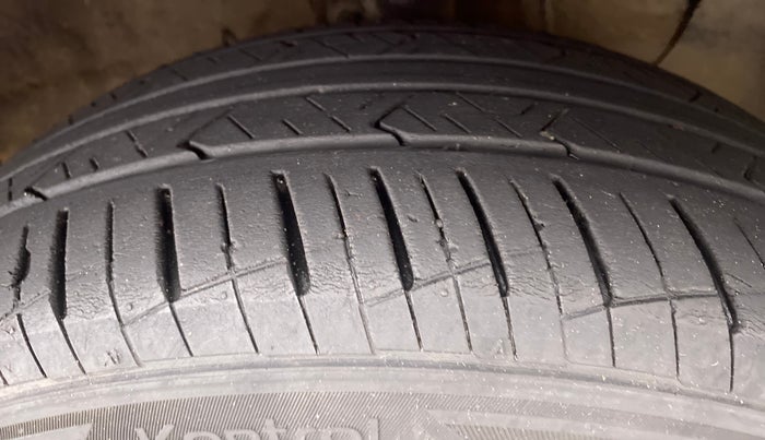 2019 Hyundai Verna 1.6 SX VTVT (O), Petrol, Manual, 19,522 km, Right Front Tyre Tread