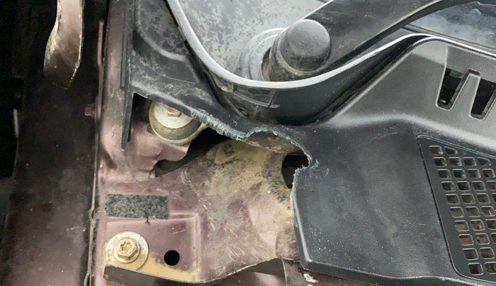 2018 Renault Captur RXT Diesel Dual Tone, Diesel, Manual, 38,532 km, Bonnet (hood) - Cowl vent panel has minor damage