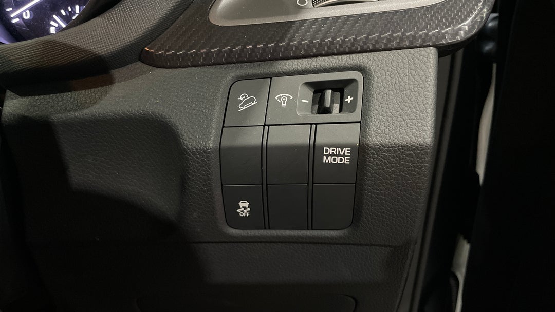 2016 Hyundai Santa Fe 30 Special Edition, Automatic, 139492 km, Utility Switches/Buttons