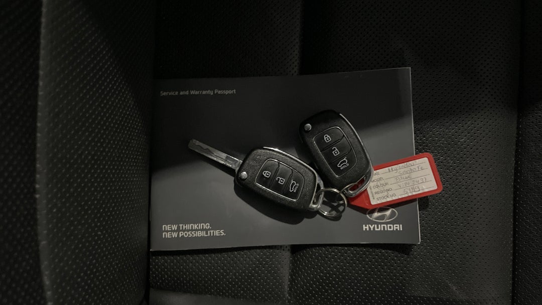 2016 Hyundai Santa Fe 30 Special Edition, Automatic, 139492 km, Key Close-up