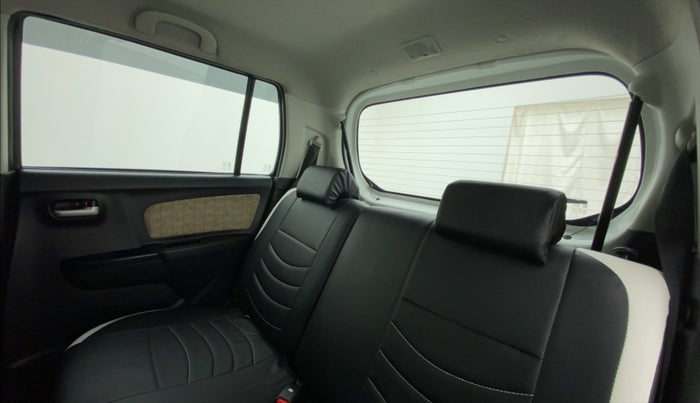 2018 Maruti Wagon R 1.0 VXI, Petrol, Manual, 15,855 km, Right Side Rear Door Cabin