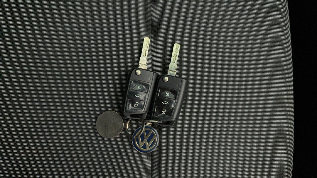 2017 Volkswagen Golf 92 Tsi Trendline, Automatic, 66016 km, Key Close-up