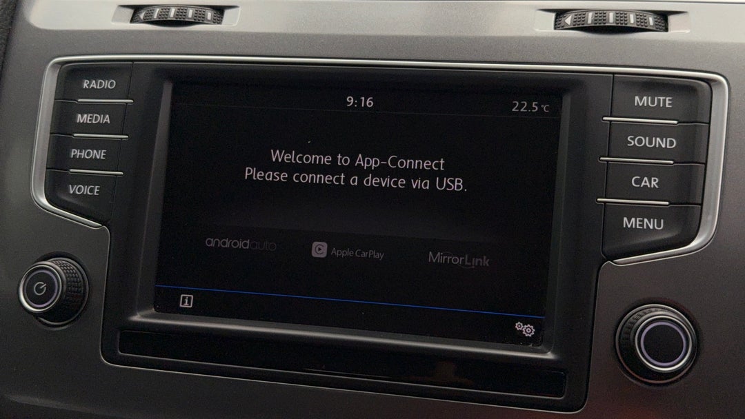 2017 Volkswagen Golf 92 Tsi Trendline, Automatic, 66016 km, Android/Apple Car Play