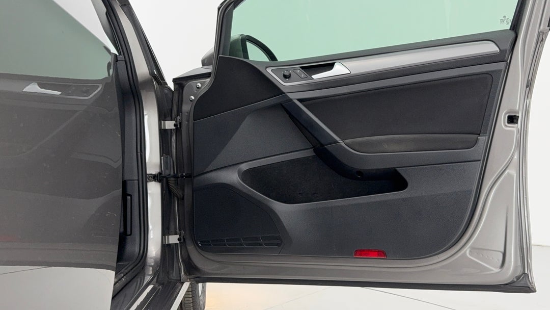 2017 Volkswagen Golf 92 Tsi Trendline, Automatic, 66016 km, Speaker View