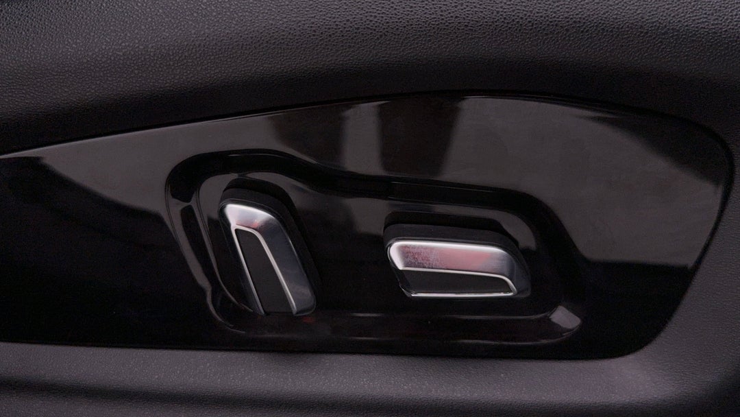 2023 Chery Omoda 5 Bx (basic Version), Automatic, 70225 km, Drivers Side Adjustment Panel