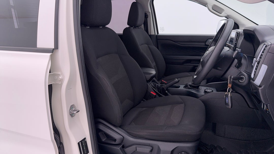 2022 Ford Ranger Xl 2.0 (4x4), Automatic, 74977 km, Right Side Front Door Cabin View