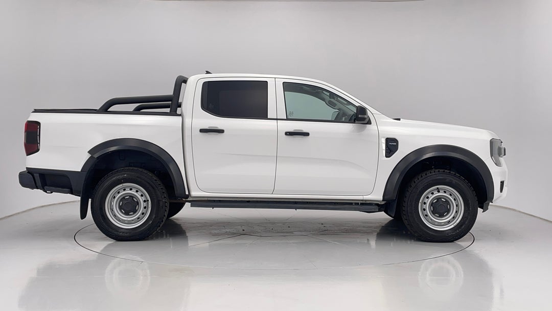 2022 Ford Ranger Xl 2.0 (4x4), Automatic, 74977 km, Right Side View