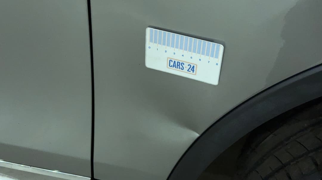 2015 Volkswagen Touareg V6 Tdi, Automatic, 132270 km, Quarter Panel Front RHS Guard Dent