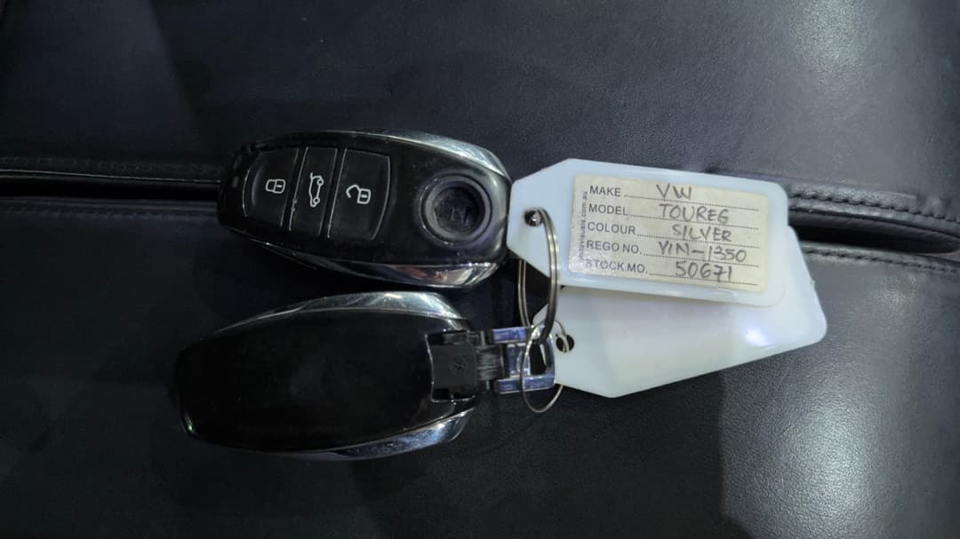 2015 Volkswagen Touareg V6 Tdi, Automatic, 132270 km, Key Close-up