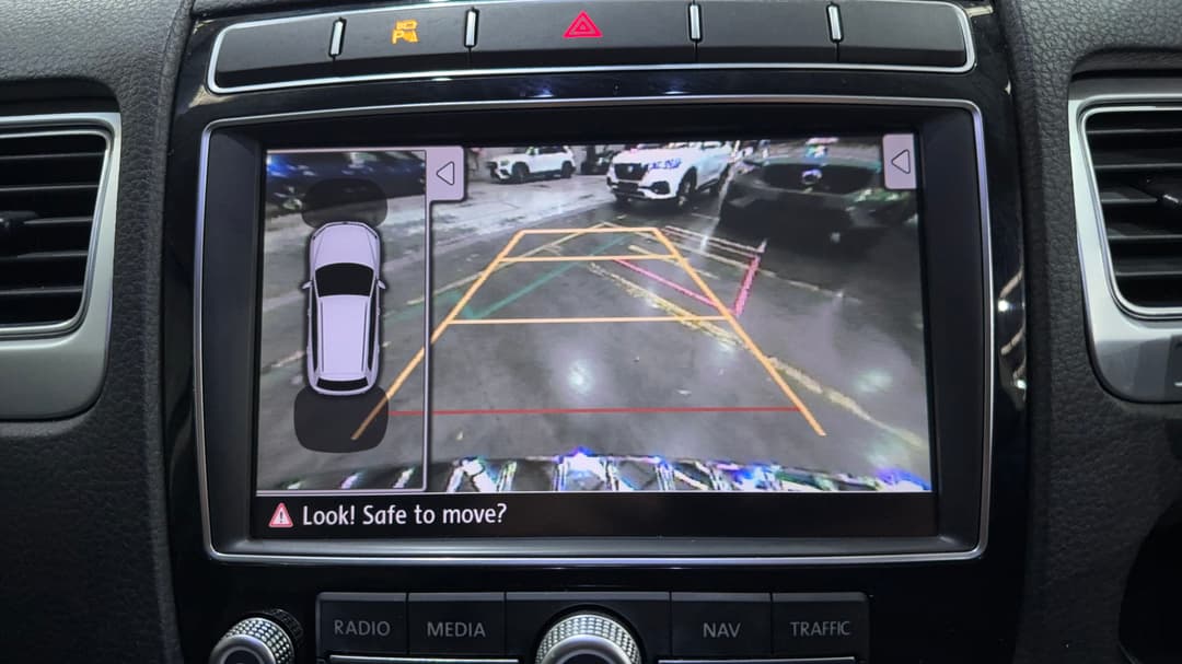 2015 Volkswagen Touareg V6 Tdi, Automatic, 132270 km, Parking Camera