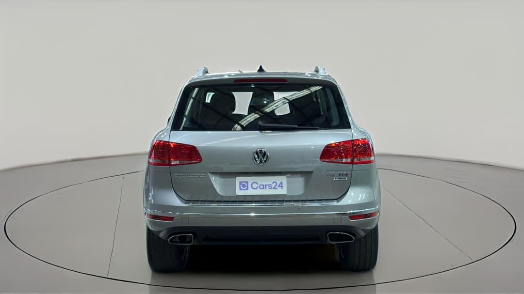 2015 Volkswagen Touareg V6 Tdi, Automatic, 132270 km, Back/Rear View