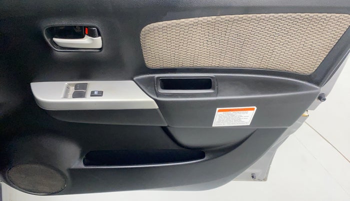2014 Maruti Wagon R 1.0 LXI CNG, CNG, Manual, 71,327 km, Driver Side Door Panels Control