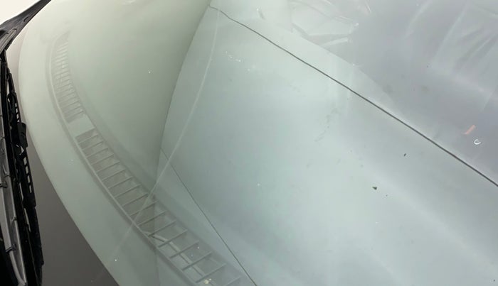 2016 Maruti Ciaz ZXI+ RS, Petrol, Manual, 50,234 km, Front windshield - Minor spot on windshield