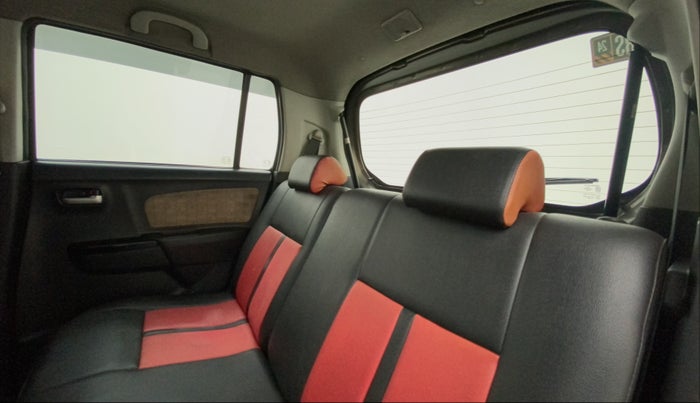 2017 Maruti Wagon R 1.0 VXI AMT, Petrol, Automatic, 86,605 km, Right Side Rear Door Cabin