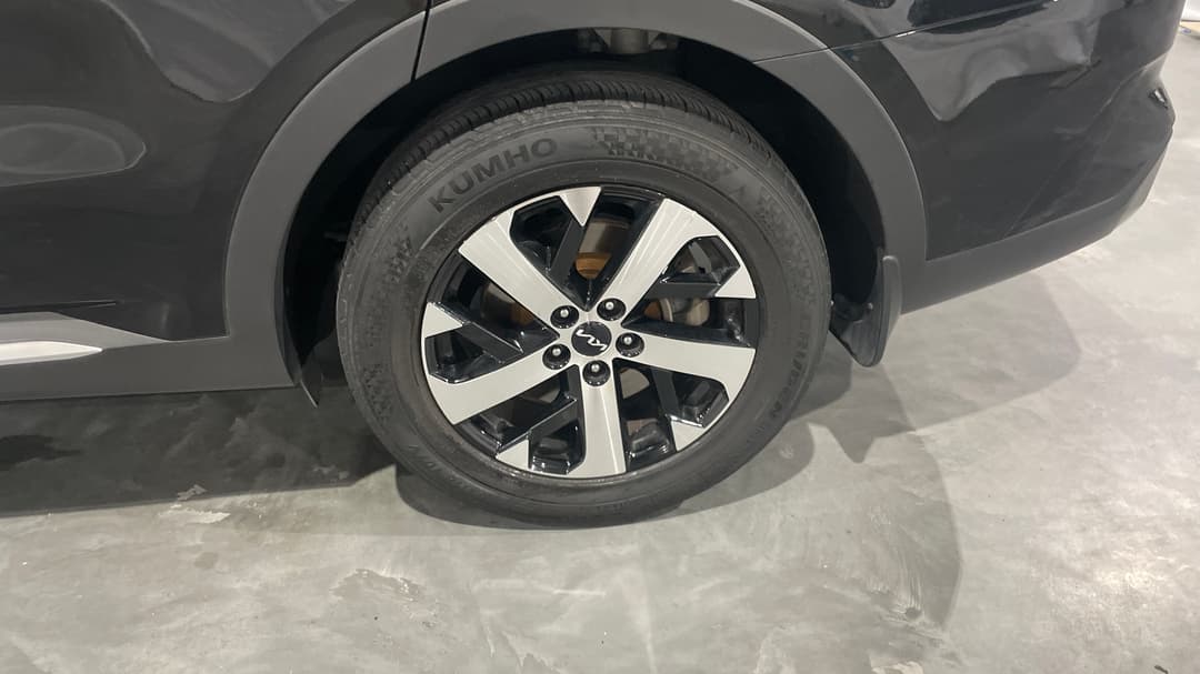2021 Kia Sorento Sport 7 Seat, Automatic, 137904 km, Left Rear Wheel