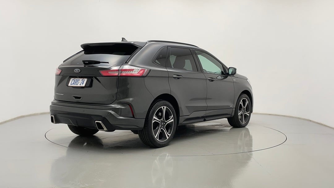 Right Back Diagonal (45- Degree) View