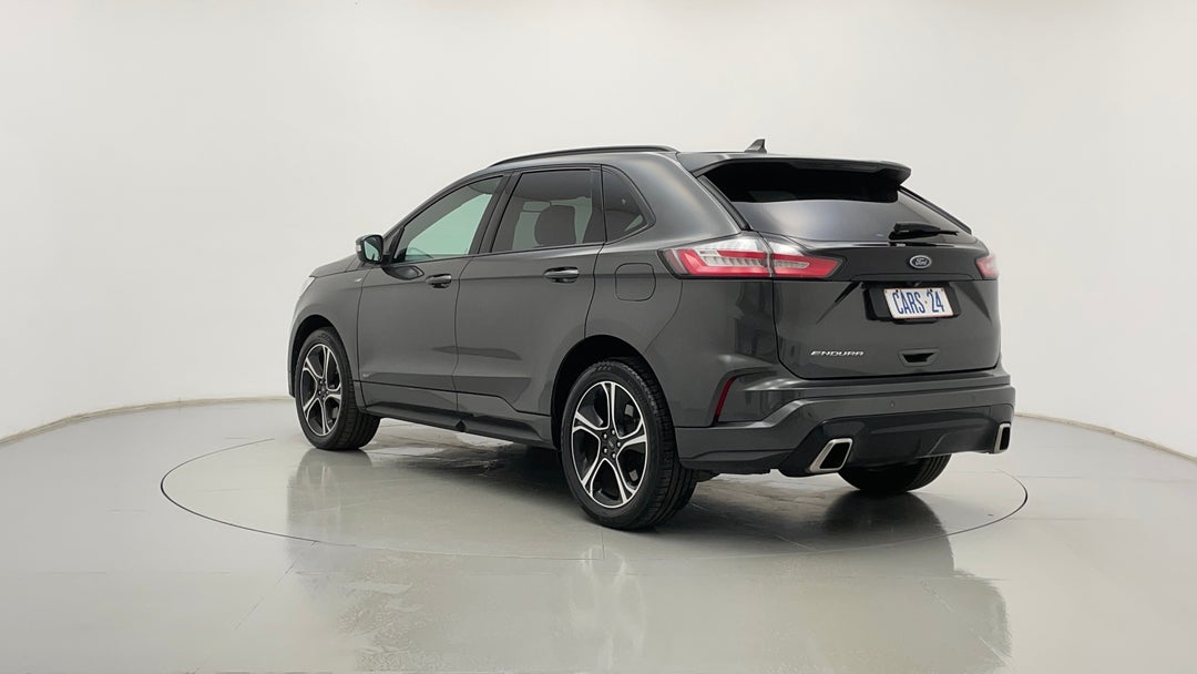 Left Back Diagonal (45- Degree) View