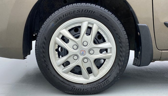 2013 Maruti Wagon R 1.0 VXI, Petrol, Manual, 52,290 km, Left Front Wheel