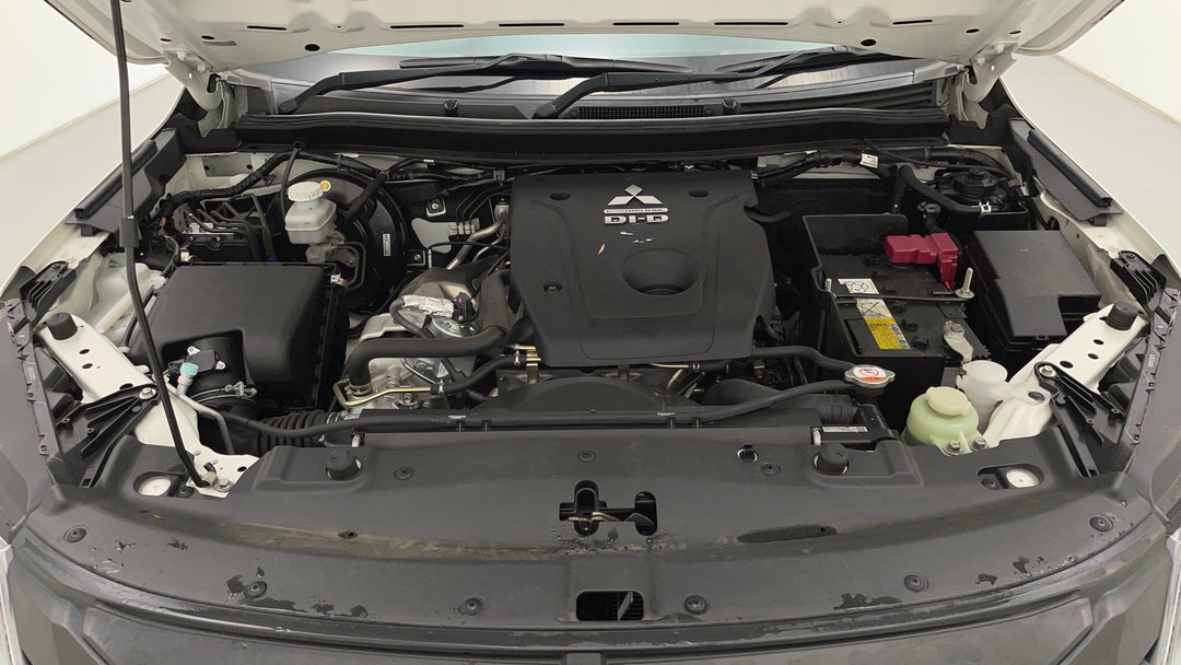 Open Bonnet (Engine)