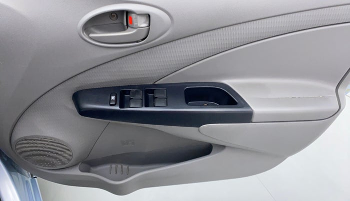 2011 Toyota Etios G, Petrol, Manual, 1,07,845 km, Driver Side Door Panels Control
