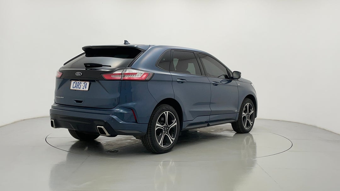 Right Back Diagonal (45- Degree) View