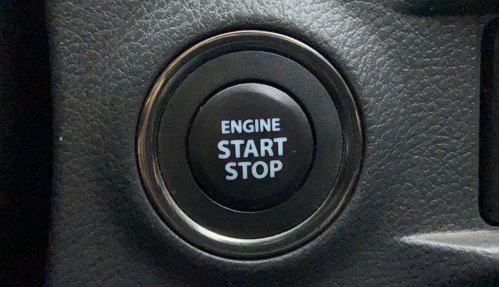 2018 Maruti Vitara Brezza ZDI PLUS DUAL TONE, Diesel, Manual, 38,017 km, Keyless Start/ Stop Button