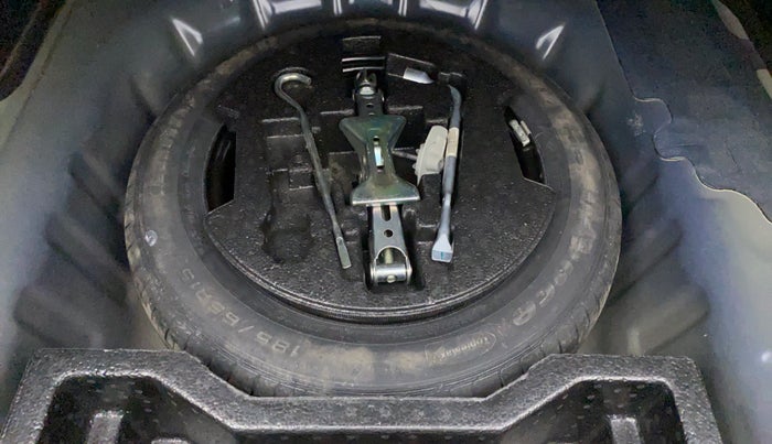 2018 Maruti Ciaz 1.5 SIGMA SHVS, Petrol, Manual, 14,801 km, Spare Tyre