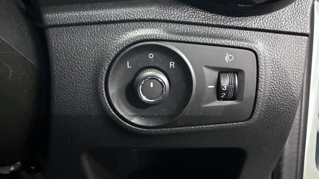 2022 MG Mg3 Auto Excite (with Navigation), Automatic, 27046 km, Utility Switches/Buttons