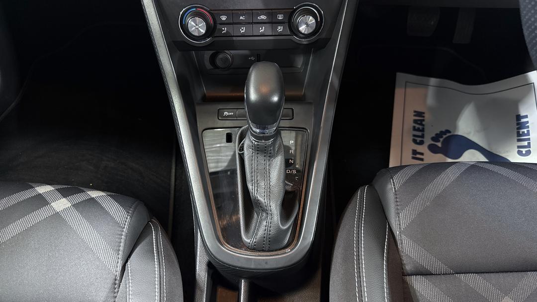 2022 MG Mg3 Auto Excite (with Navigation), Automatic, 27046 km, Gear Lever 