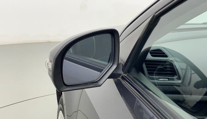 2016 Maruti Swift VXI, Petrol, Manual, 65,029 km, Left rear-view mirror - Minor folding noise