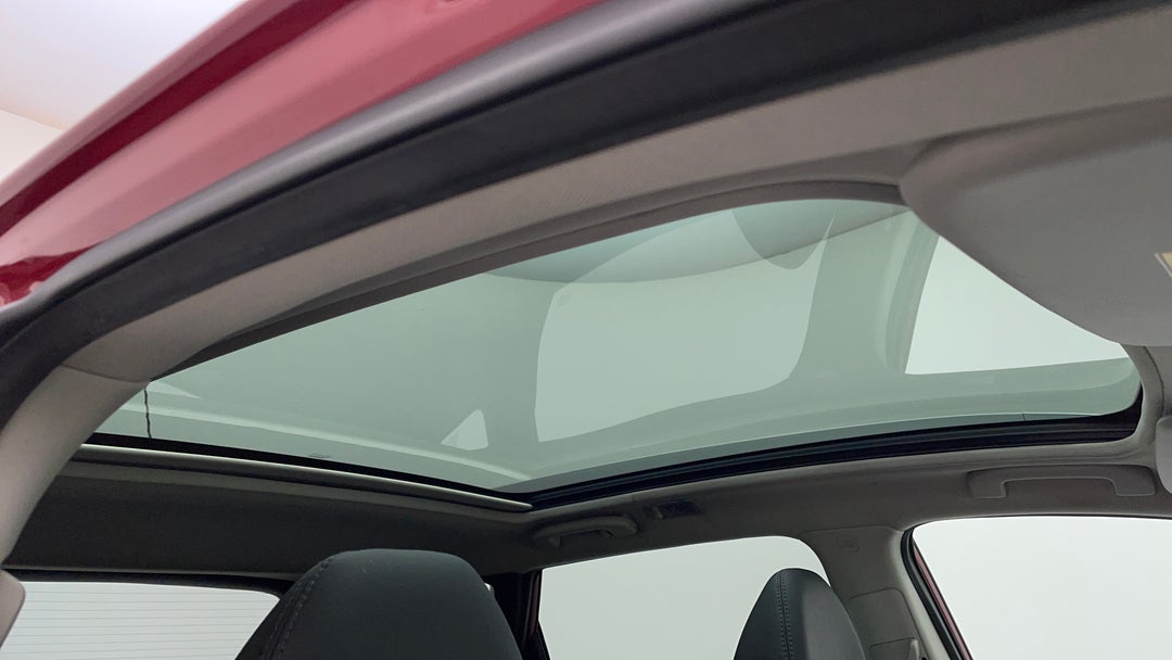 Interior Sunroof/Moonroof