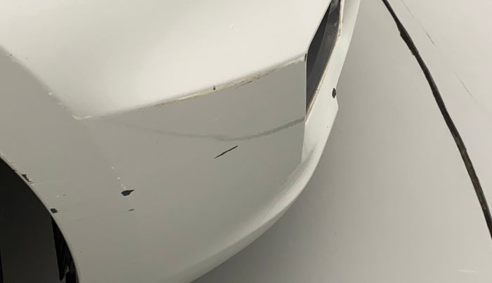 2015 Maruti Ciaz ZXI AT, Petrol, Automatic, 80,161 km, Front bumper - Paint has minor damage
