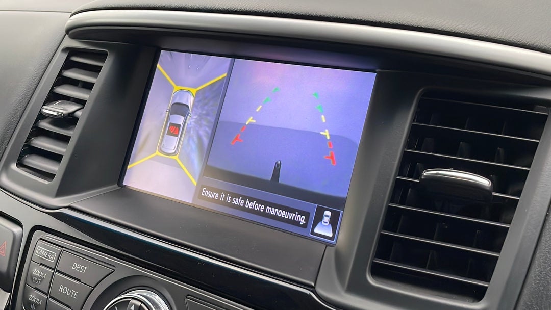 2013 Nissan Pathfinder Ti (4x4), Automatic, 107395 km, Parking Camera