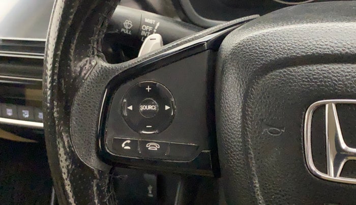 2018 Honda Amaze 1.2L I-VTEC V CVT, Petrol, Automatic, 50,548 km, Steering wheel - Phone control not functional