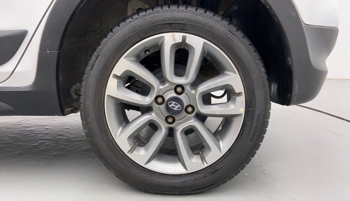 2016 Hyundai i20 Active 1.2 S, Petrol, Manual, 18,712 km, Left Rear Wheel