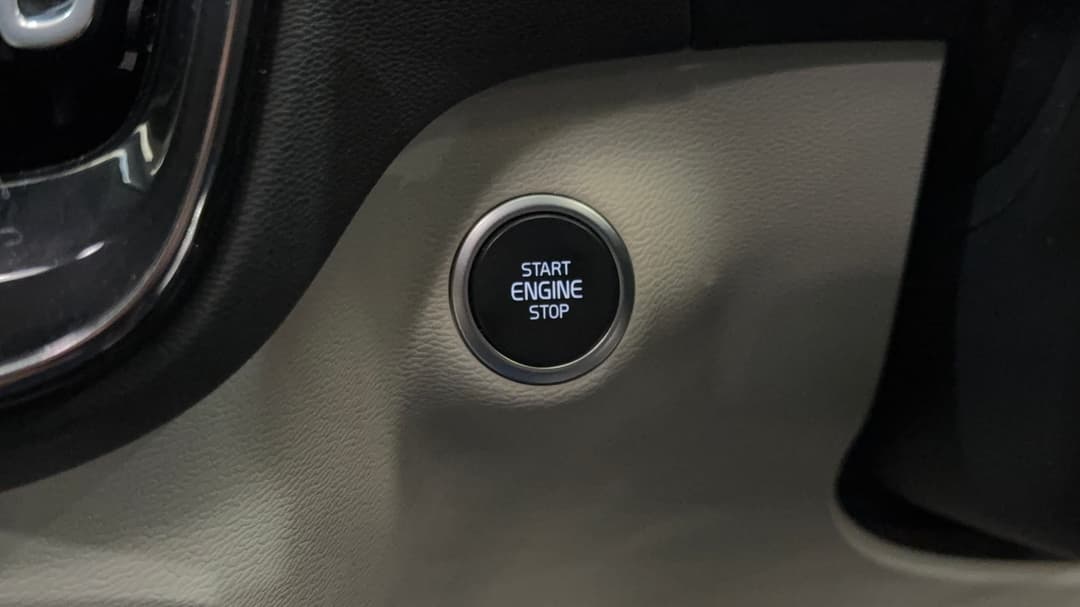 2022 Volvo Xc40 Ultimate B5 Dark Mhev, Automatic, 75396 km, Keyless / Button Start