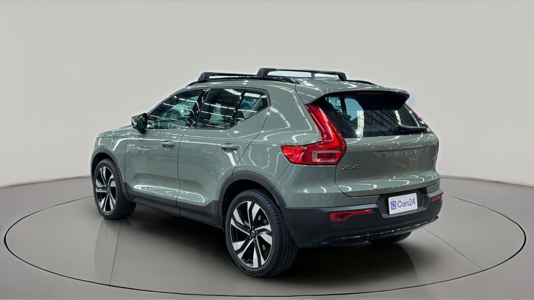 2022 Volvo Xc40 Ultimate B5 Dark Mhev, Automatic, 75396 km, Left Back Diagonal (45- Degree) View