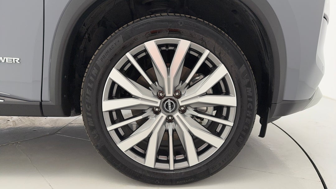 2025 Nissan X-trail Ti-l (4WD) E-power (hybrid), Automatic, 9053 km, Right Front Wheel