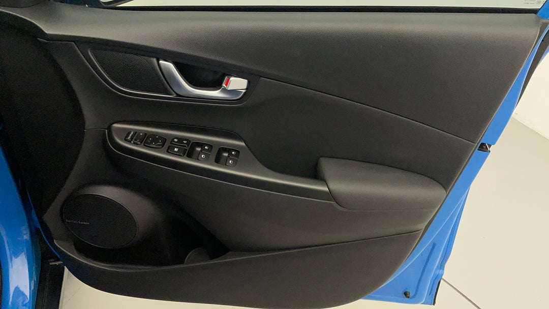 2022 Hyundai Kona Elite (fwd), Automatic, 44596 km, Speaker View