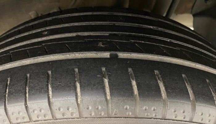 2018 Tata NEXON XM 1.2, Petrol, Manual, 38,203 km, Left Rear Tyre Tread