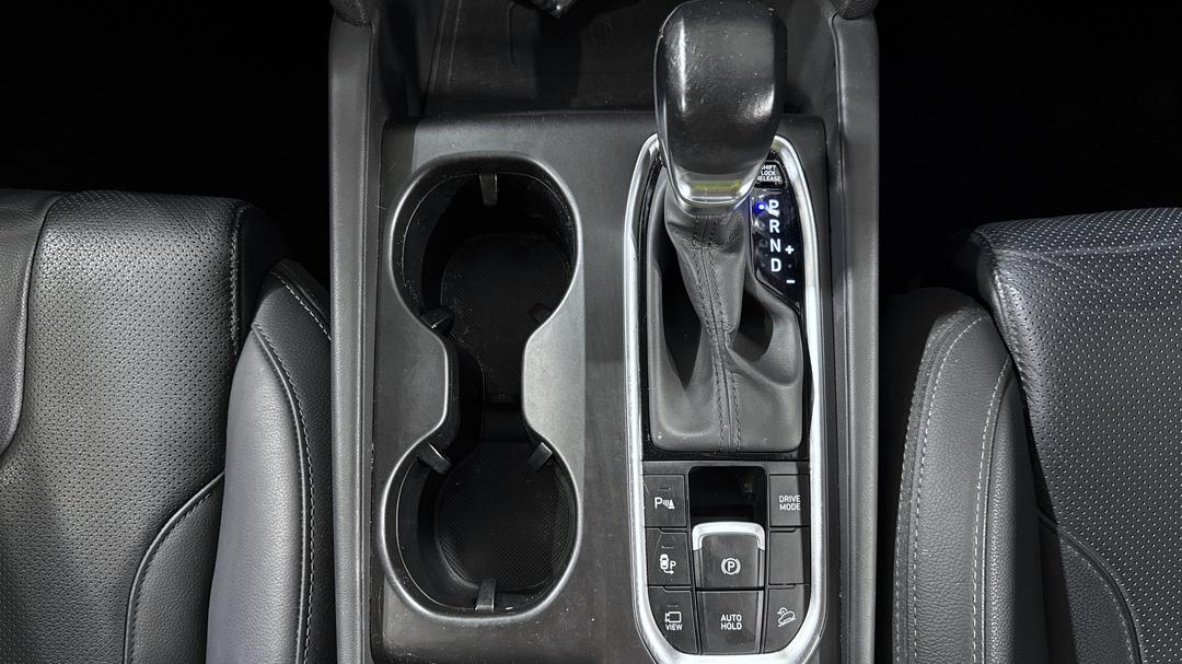 2019 Hyundai Santa Fe Highlander Crdi Blk-bge (AWD), Automatic, 88159 km, Gear Lever 